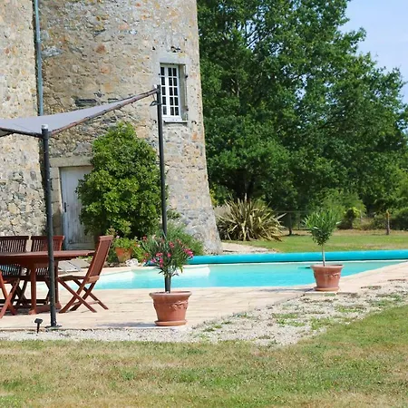 Chateau De La Frogerie לינה וארוחת בוקר