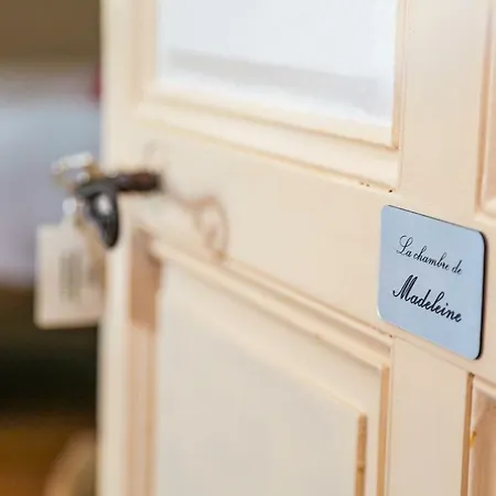 Chateau De La Frogerie 3*