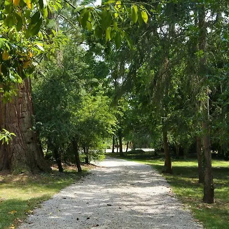 Chateau De La Frogerie 3*