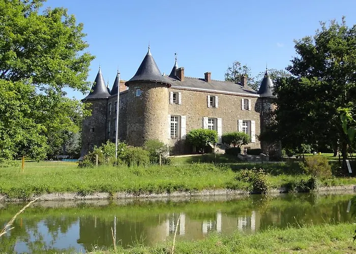 Alojamento de Acomodação e Pequeno-almoço Chateau De La Frogerie 3*