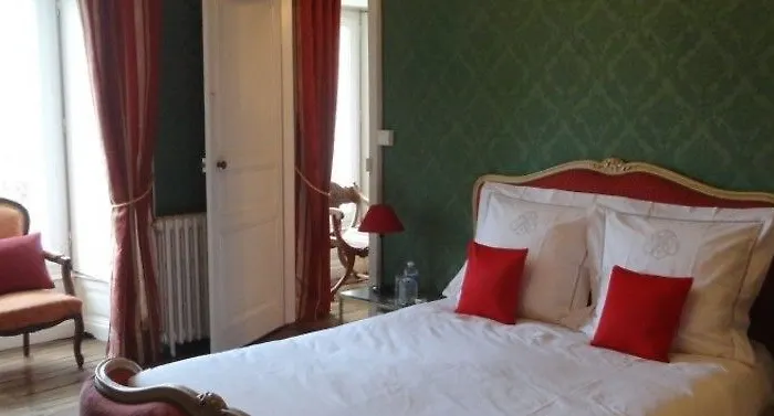 ベッド・アンド・ブレックファスト Chateau De La Frogerie Maulévrier